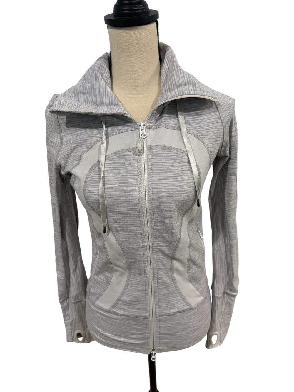Lululemon Full Zip Hooded Sweatshirt Light Gray Size 4